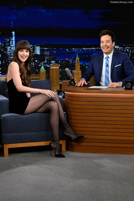 Dakota Johnson photo 16 of 1132