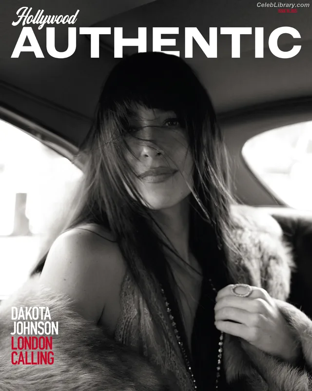 Dakota Johnson photo 3 of 1132