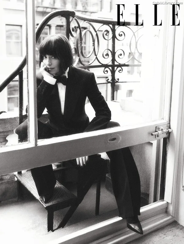 Dakota Johnson photo 23 of 1132