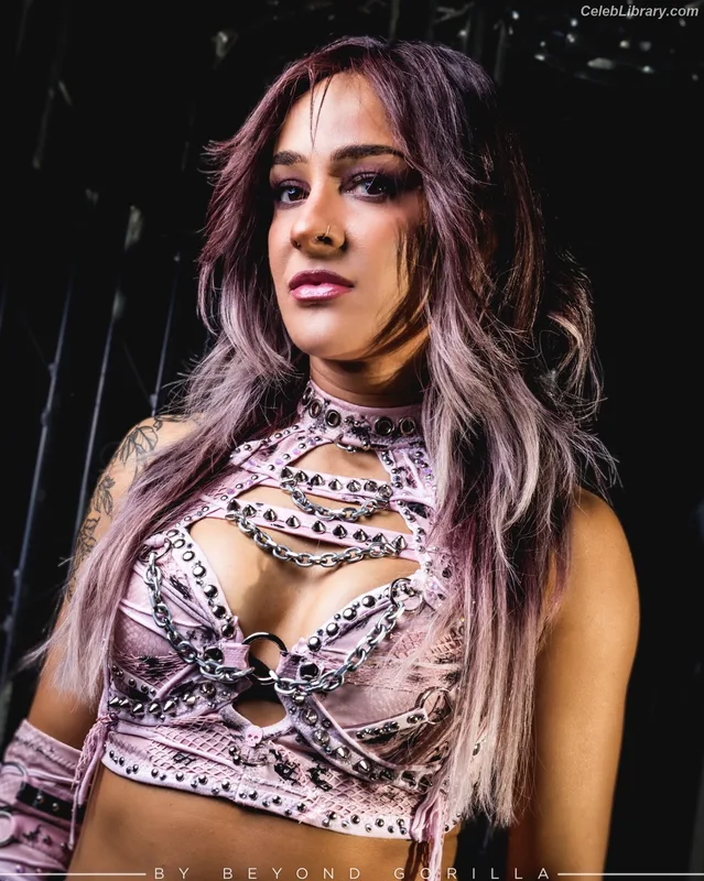 Dakota Kai photo 2 of 602
