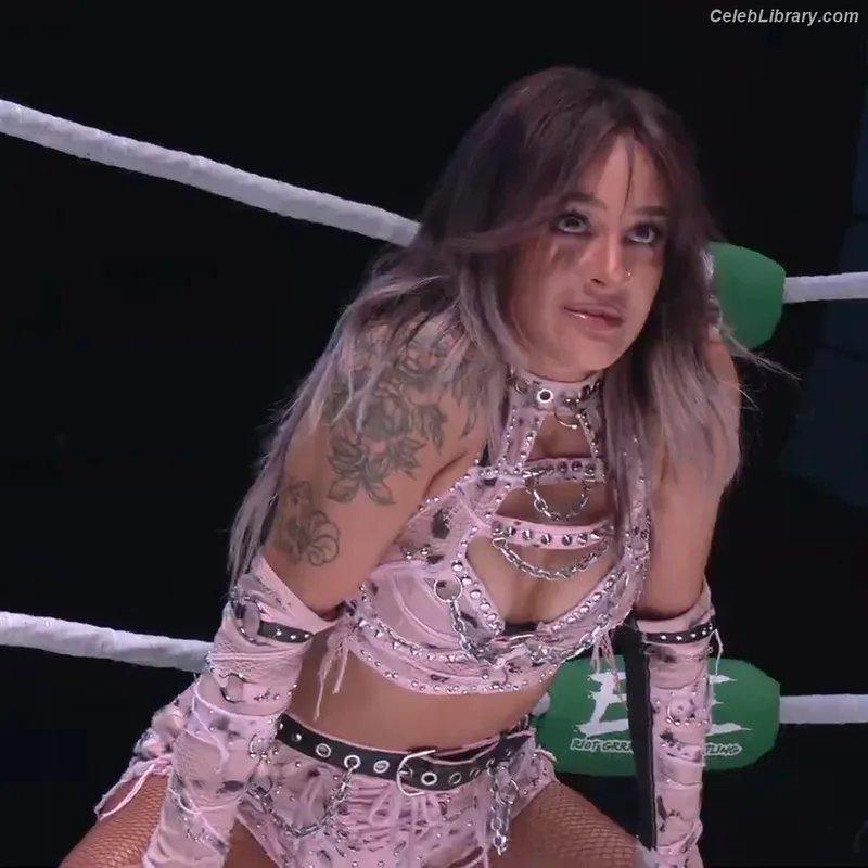 Dakota Kai photo 6 of 602
