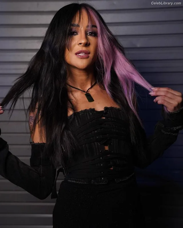 Dakota Kai photo 19 of 602