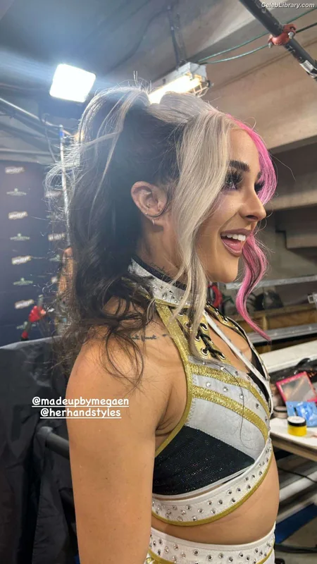 Dakota Kai photo 14 of 602