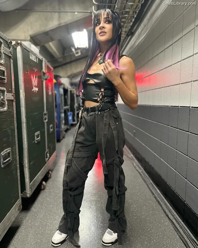 Dakota Kai photo 9 of 602