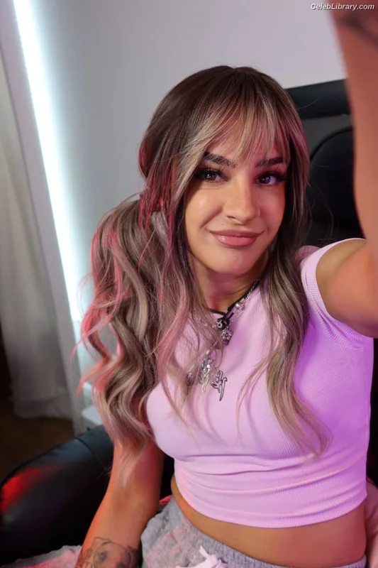 Dakota Kai photo 22 of 602