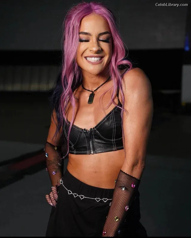 Dakota Kai photo 3 of 602