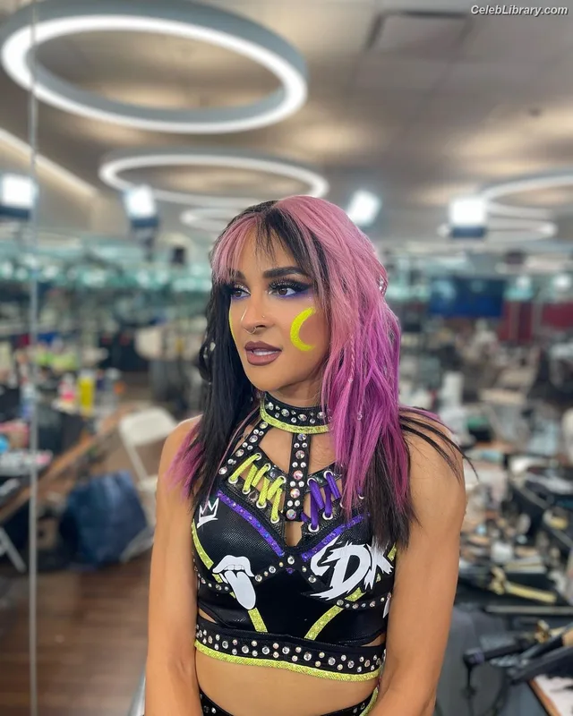 Dakota Kai photo 6 of 602