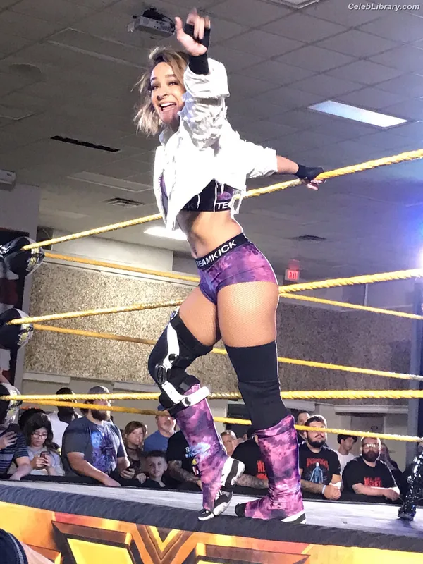 Dakota Kai photo 7 of 602