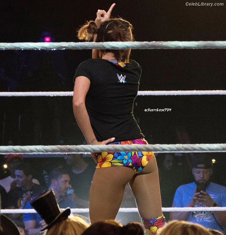 Dakota Kai photo 2 of 602