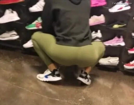 Dakota Kai photo 13 of 602