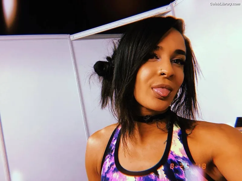 Dakota Kai photo 14 of 602