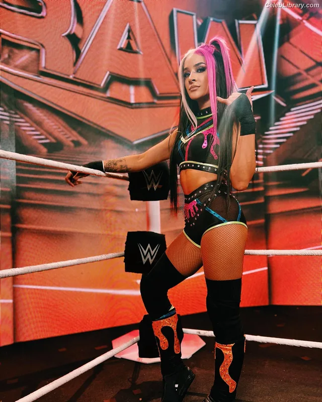 Dakota Kai photo 21 of 602