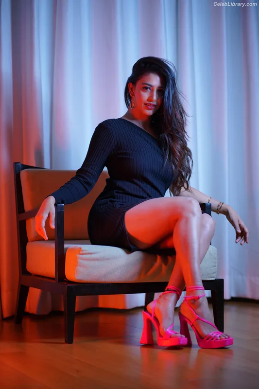 Daksha Nagarkar photo 9 of 72
