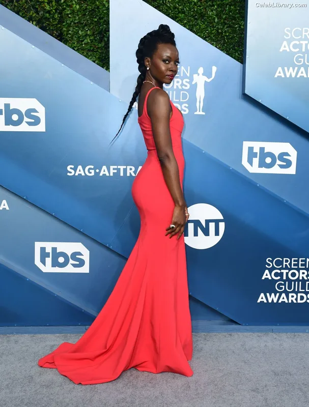 Danai Gurira photo 4 of 100