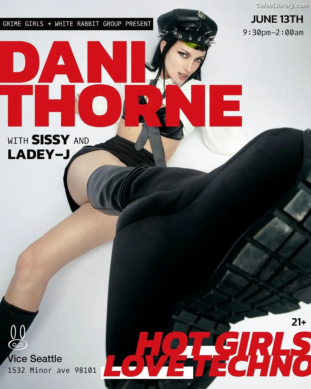 Dani Thorne photo 7 of 910