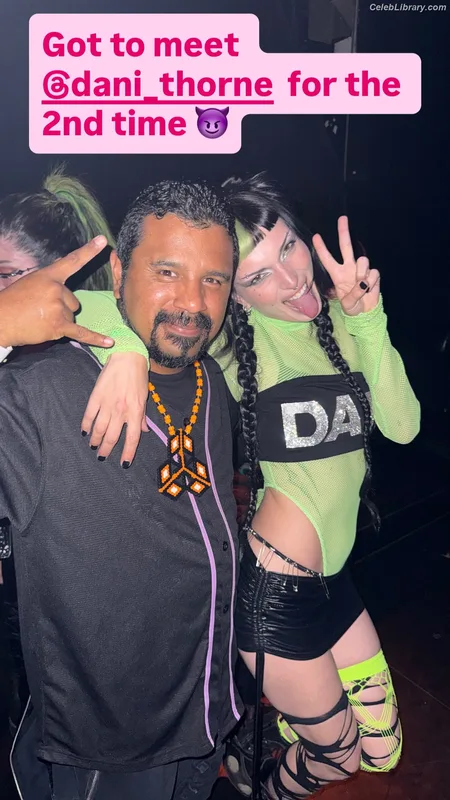 Dani Thorne photo 7 of 911