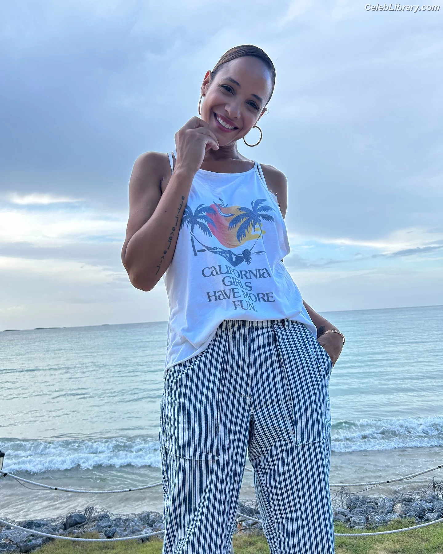 Dania Ramirez photo 7 of 170