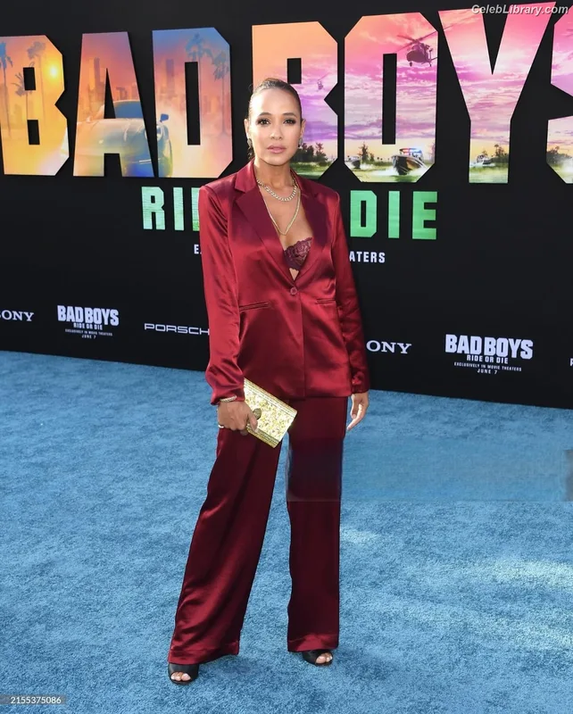 Dania Ramirez photo 4 of 171