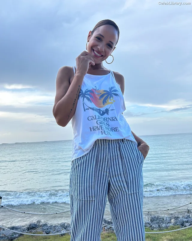 Dania Ramirez photo 7 of 171