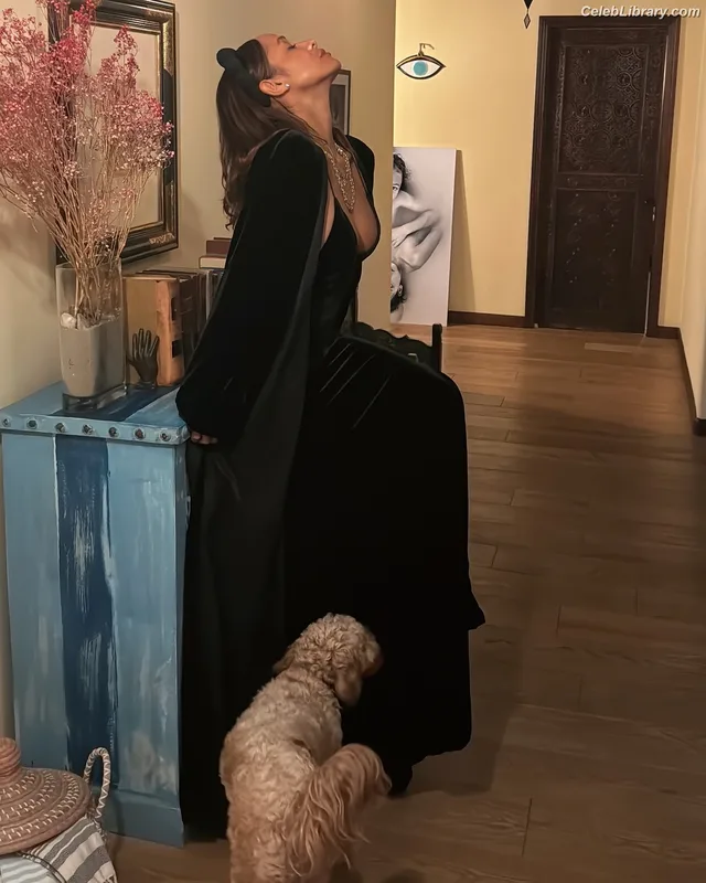 Dania Ramirez photo 18 of 171
