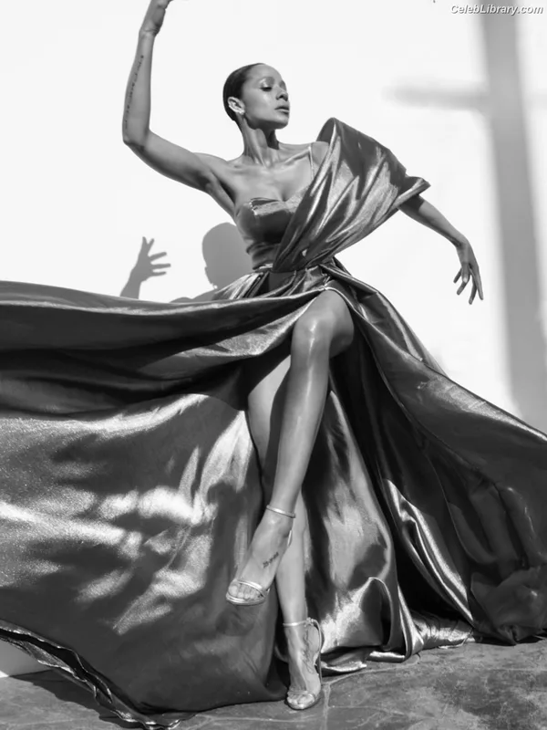 Dania Ramirez photo 2 of 171