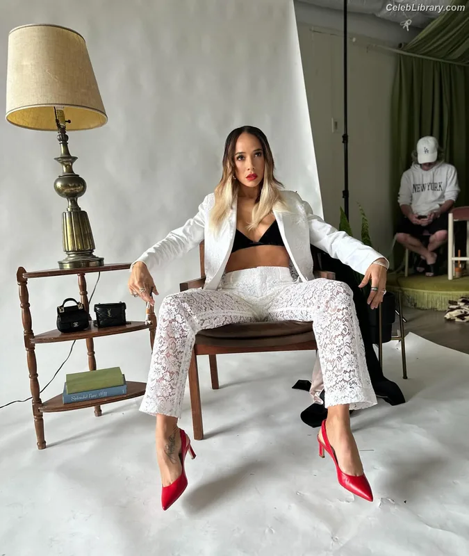 Dania Ramirez photo 18 of 171