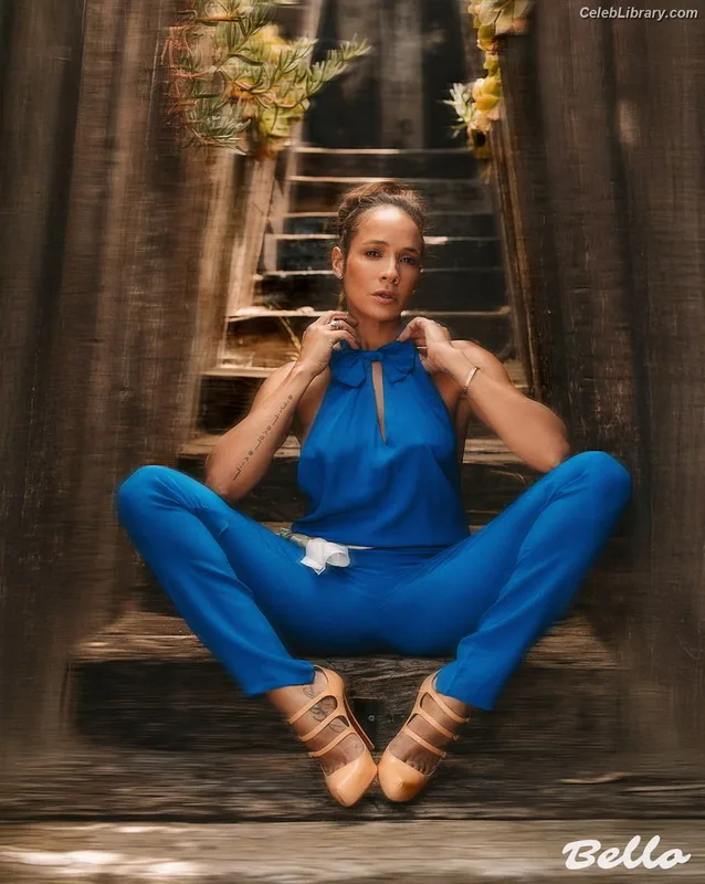 Dania Ramirez photo 24 of 171