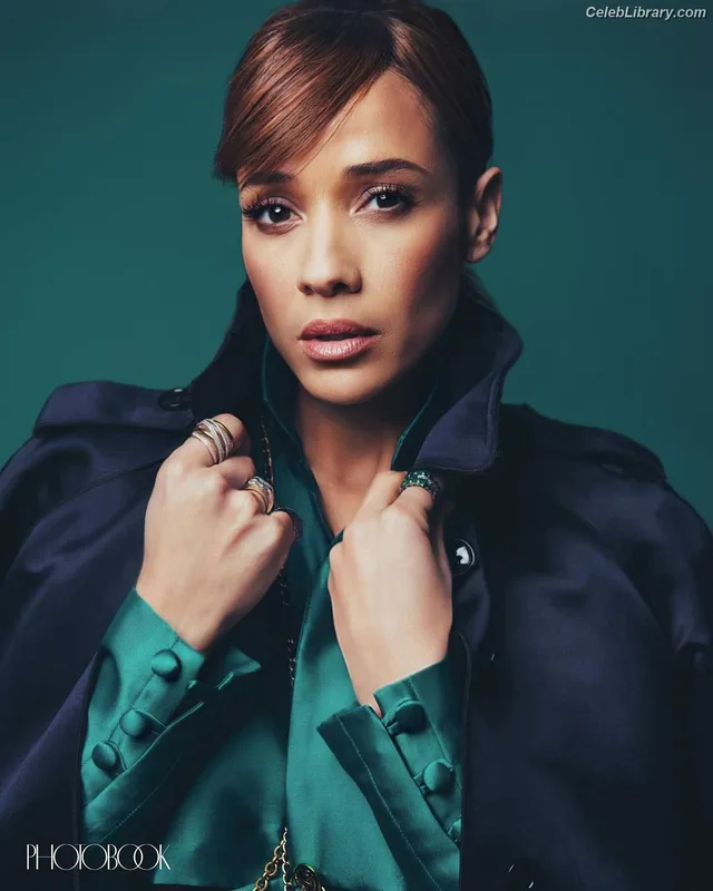 Dania Ramirez photo 23 of 171