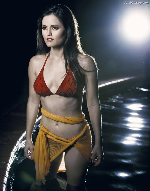 Danica McKellar photo 12 of 25