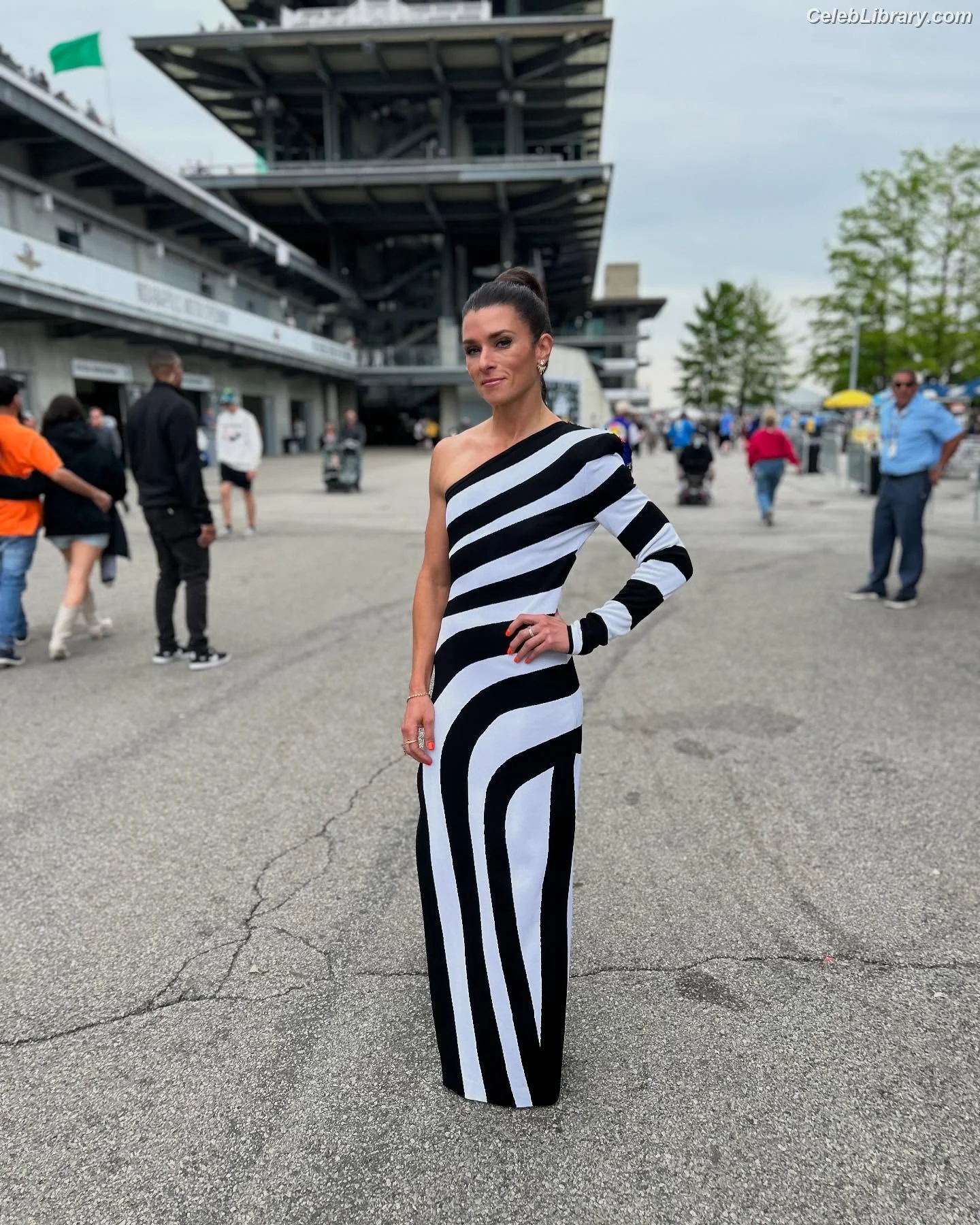 Danica Patrick photo 14 of 377