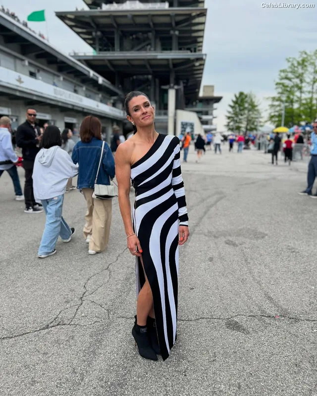 Danica Patrick photo 13 of 378