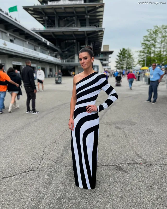 Danica Patrick photo 14 of 378