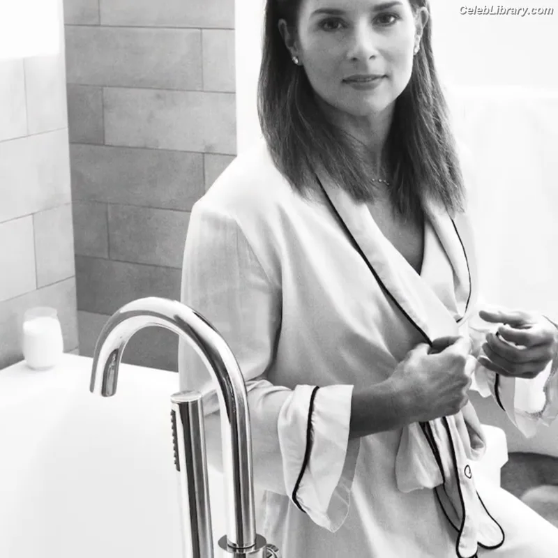 Danica Patrick photo 5 of 378