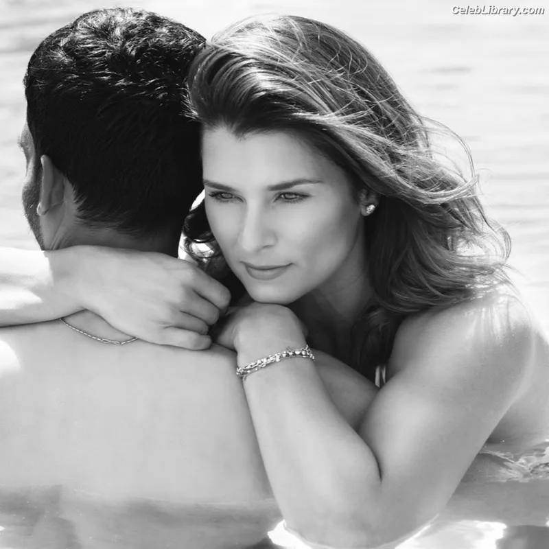 Danica Patrick photo 2 of 378