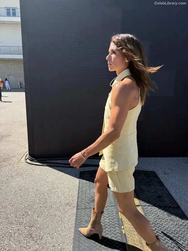 Danica Patrick photo 8 of 378