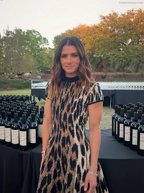 Danica Patrick photo 17 of 378