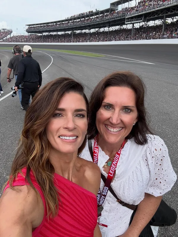 Danica Patrick photo 6 of 378