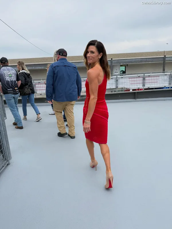 Danica Patrick photo 9 of 378