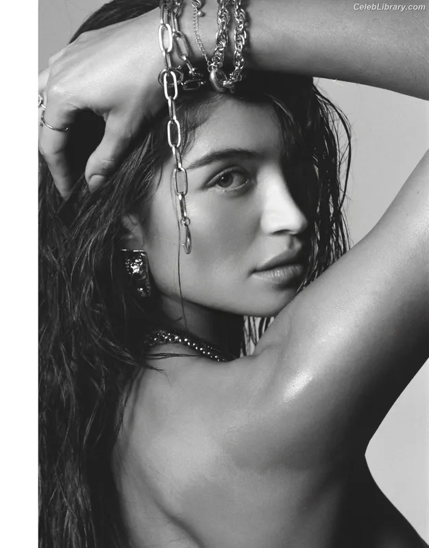 Daniela Lopez Osorio photo 20 of 124