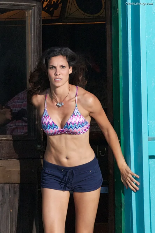 Daniela Ruah photo 17 of 110
