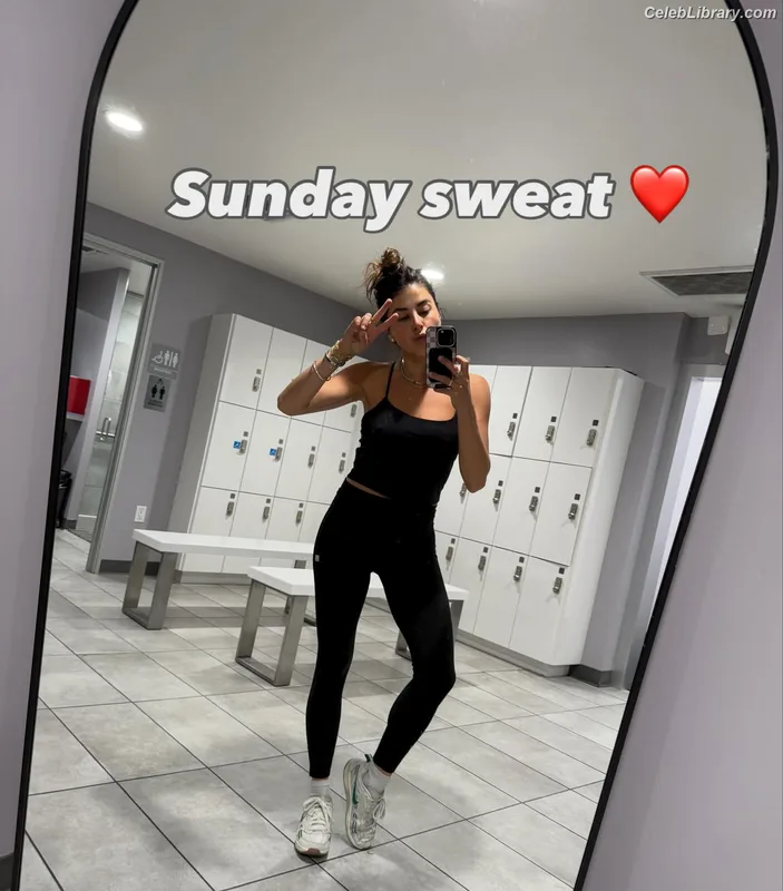 Daniella Monet photo 6 of 55