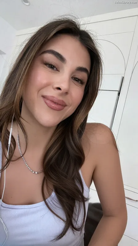 Daniella Monet photo 12 of 55