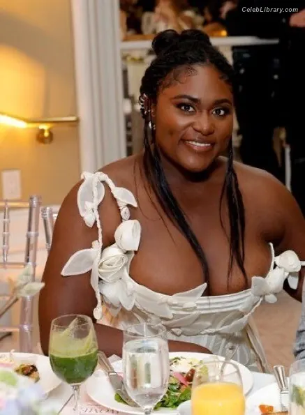 Danielle Brooks photo 9 of 69