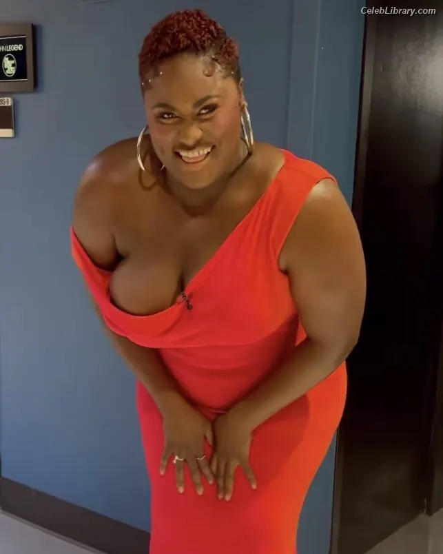 Danielle Brooks photo 17 of 69