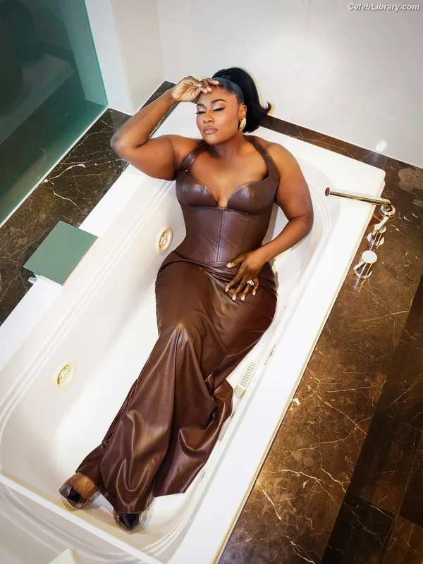 Danielle Brooks photo 1 of 70