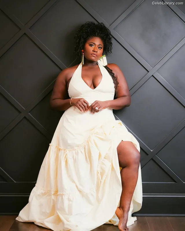 Danielle Brooks photo 1 of 70