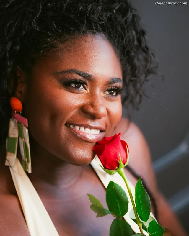 Danielle Brooks photo 5 of 70
