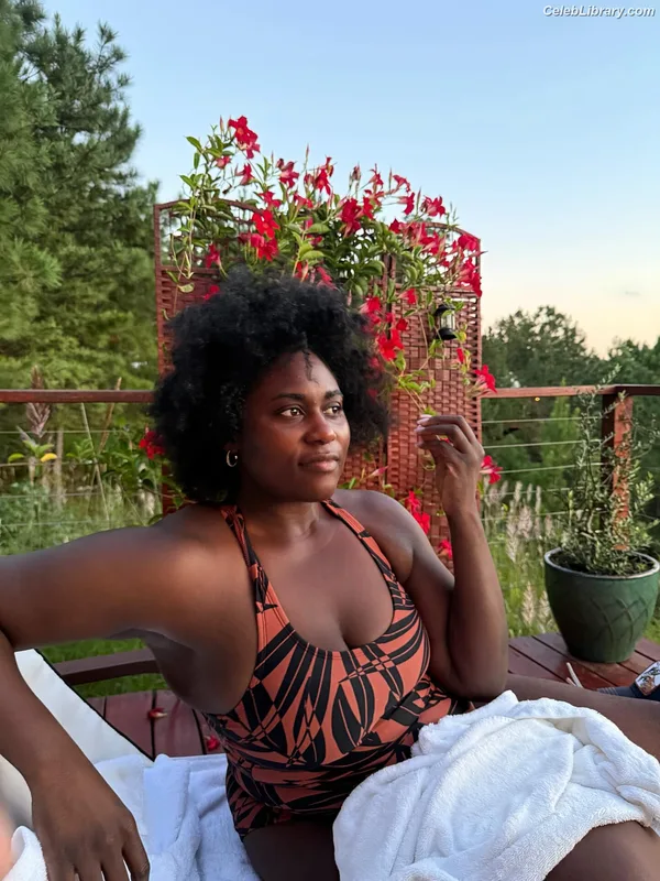 Danielle Brooks photo 17 of 70