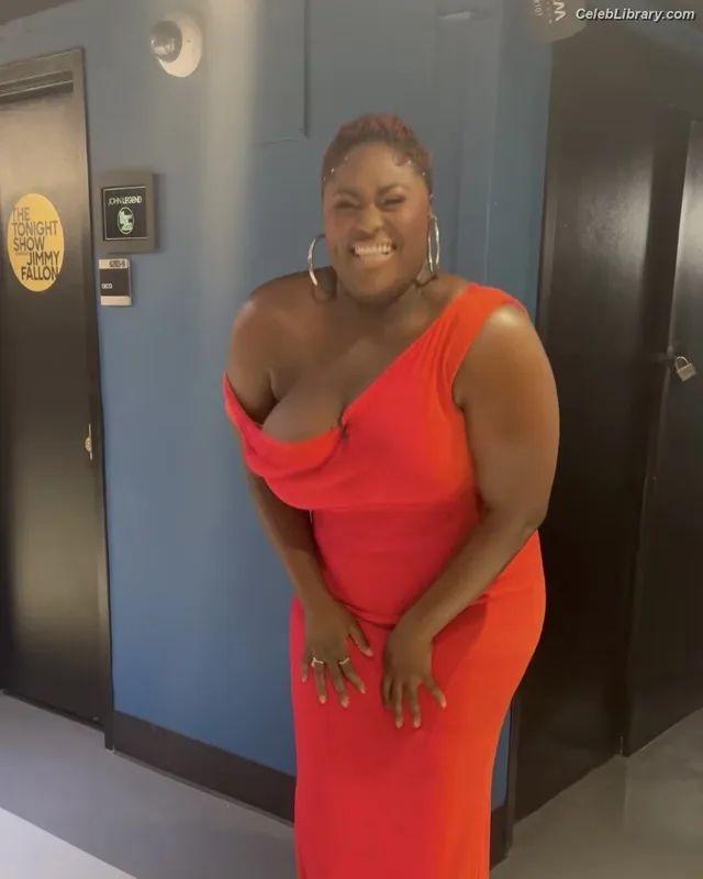Danielle Brooks photo 13 of 70