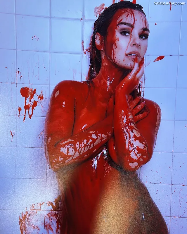 Danielle Harris photo 10 of 80